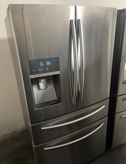 Deal: Samsung French Door w/ Flex Drawer & Dispenser – Clean