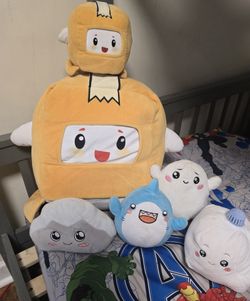 Lanky Box plushies