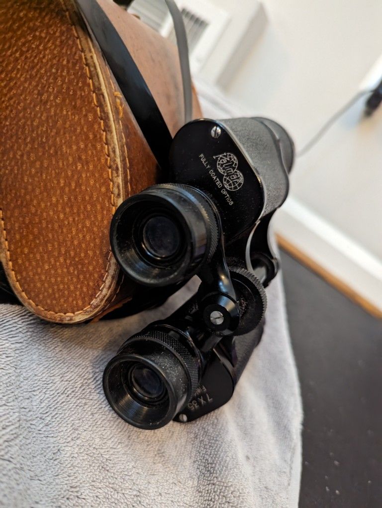 Binoculars Various