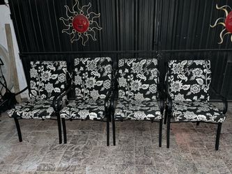 4 Aluminum Stackable Patio Outdoor Chairs w/ Cushions