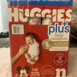 HUGGIES SIZE NEWBORN DIAPERS 