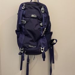 REI Trail 25 Backpack