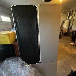 Full-size Boxspring 53" x 75"