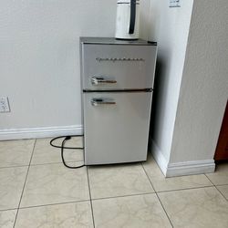 refrigerator