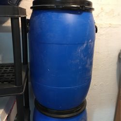 40 Gallons Drum With Cover,