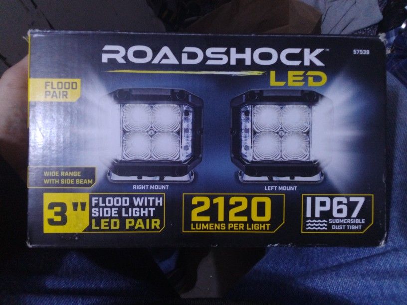 Roadshock LED 3" Flood W/Side Light Pair 2120 Lumens