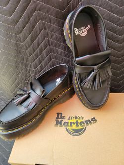 DOC MARTENS