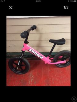 Strider 12 Classic Balance Bike 2016