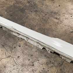 BMW E92 335i 328i DRIVER SIDE SKIRT