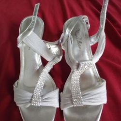 Size 9 Women's Silver High Heels
