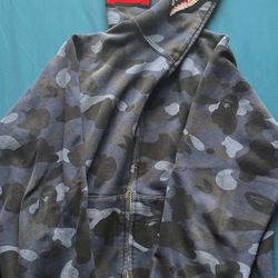 Bape Hoodie (navy blue)