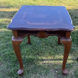 End-Side Tables 