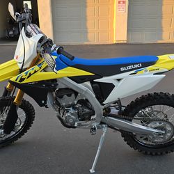2025 Suzuki RMZ 250