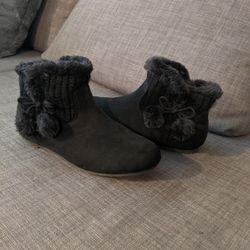 Women's Little Black Boots! 