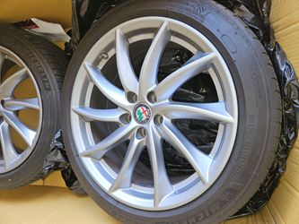 Alfa Romeo set of 4 tires and rims