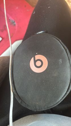 Wireless Beats head phones