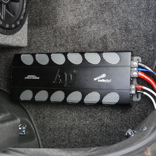 Audiopipe 1800 Watt Monoblock Amp With Bass Knob
