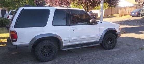 2 door 98 ford explore