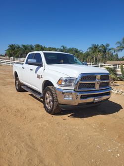 2014 Dodge RAM 2500 heavy duty Laramie