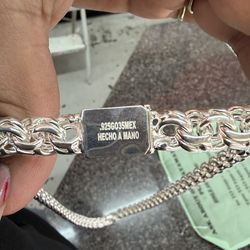 Silver chino link necklace