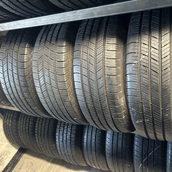 SET OF TIRES 215 60 16 MICHELIN 85% LIFE