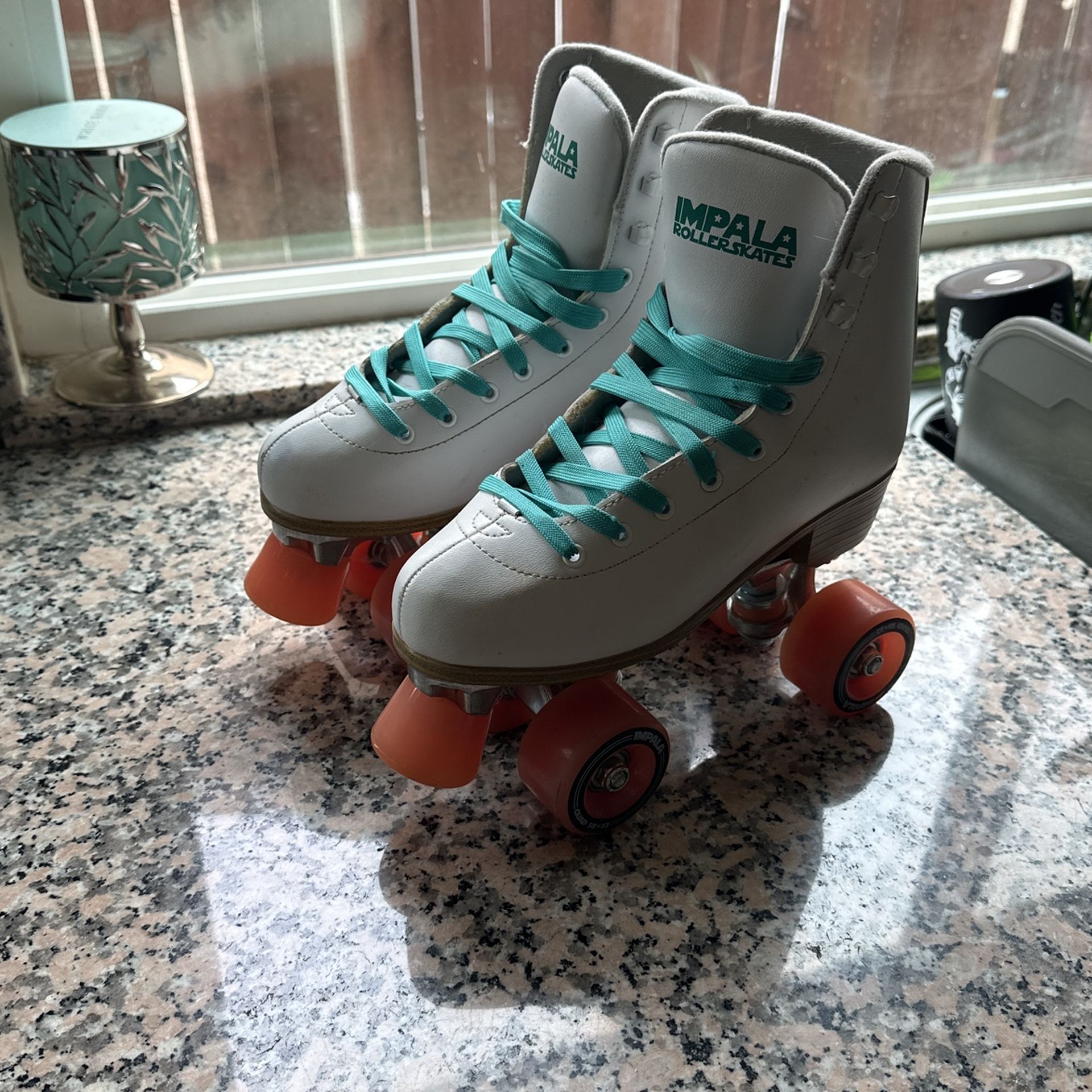 Impala Roller skates W Size 6