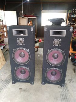 Pro studio pa speakers