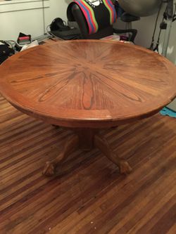 Oak Dining room table and 4 chairs