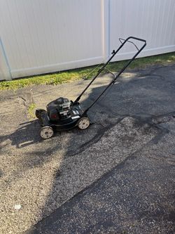 MURRAY E450 BRIGGS & STRATTON LAWNMOWER