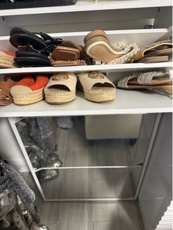 Zapatera moderla de espejo