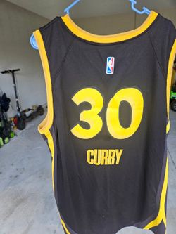 🔥 NEW WITH TAGS – Nike Stephen Curry #30 Golden State Warriors Swingman Jersey 🔥