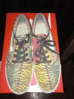 Nike SB Tiger Patch  Size 8.5