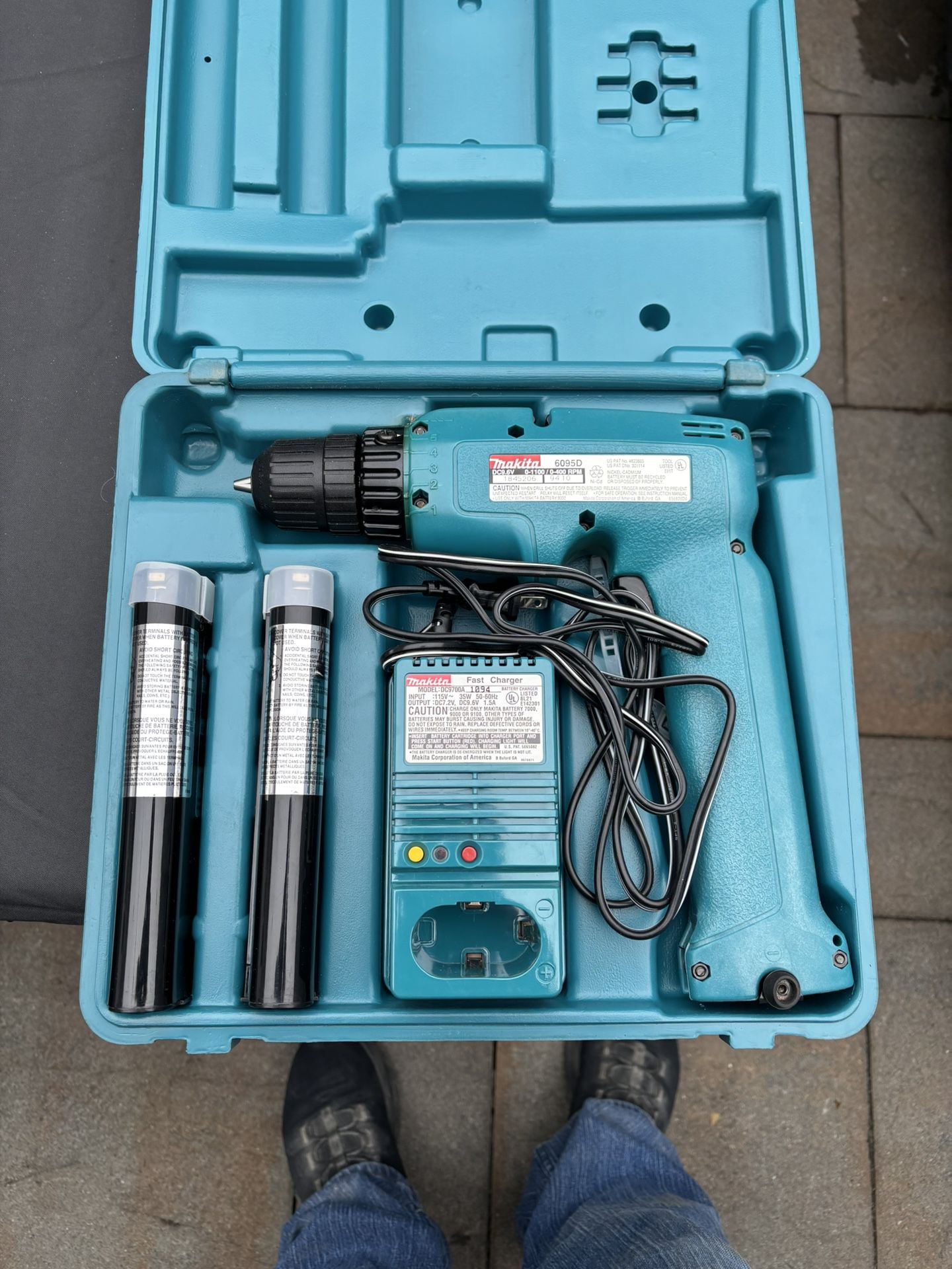Makita. 9.6 Volt Cordless Drill