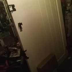 Brand New 6ft L  x4ft W.  Vinyl Double Drive Gates