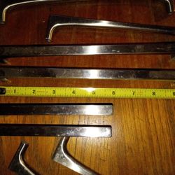 Kitchen Cabinet pull handles, lot of 44