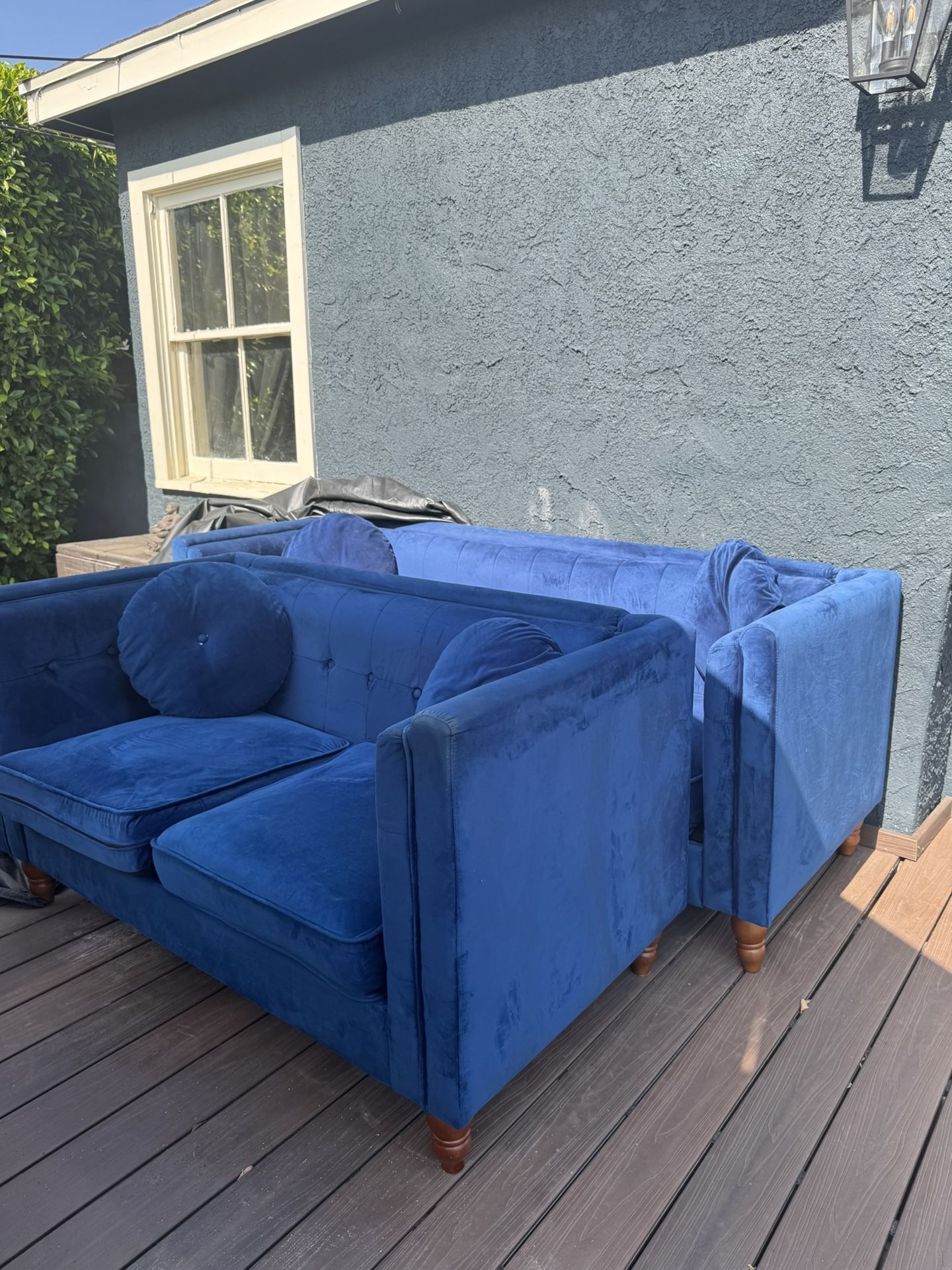 VELVET SOFA
