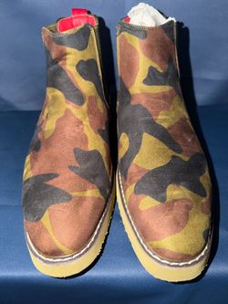 Tayno by Fernando Aldaz The Victorian Camo Suede Chelsea Boots - Men's Size 9