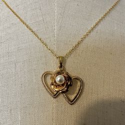 Gold Tone Double Heart Faux Pearl Pendant Necklace 