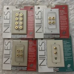 4 - Niles Speaker/Amplifier Convenience Outlet