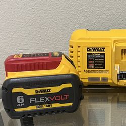 New. FAST Charger 🔌 & 6AH. FLEXVOLT  Battery 🔋