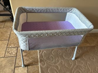 Air club bedside bassinet