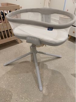 HALO BassiNest Soothing Swivel Sleeper