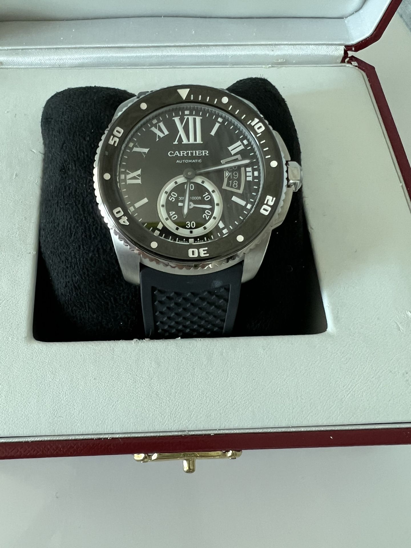 Cartier calibre Automatic 42mm Rubber Strap!! Like Nee