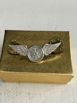 Officer Winged Wheel With Wings Uniform Pin