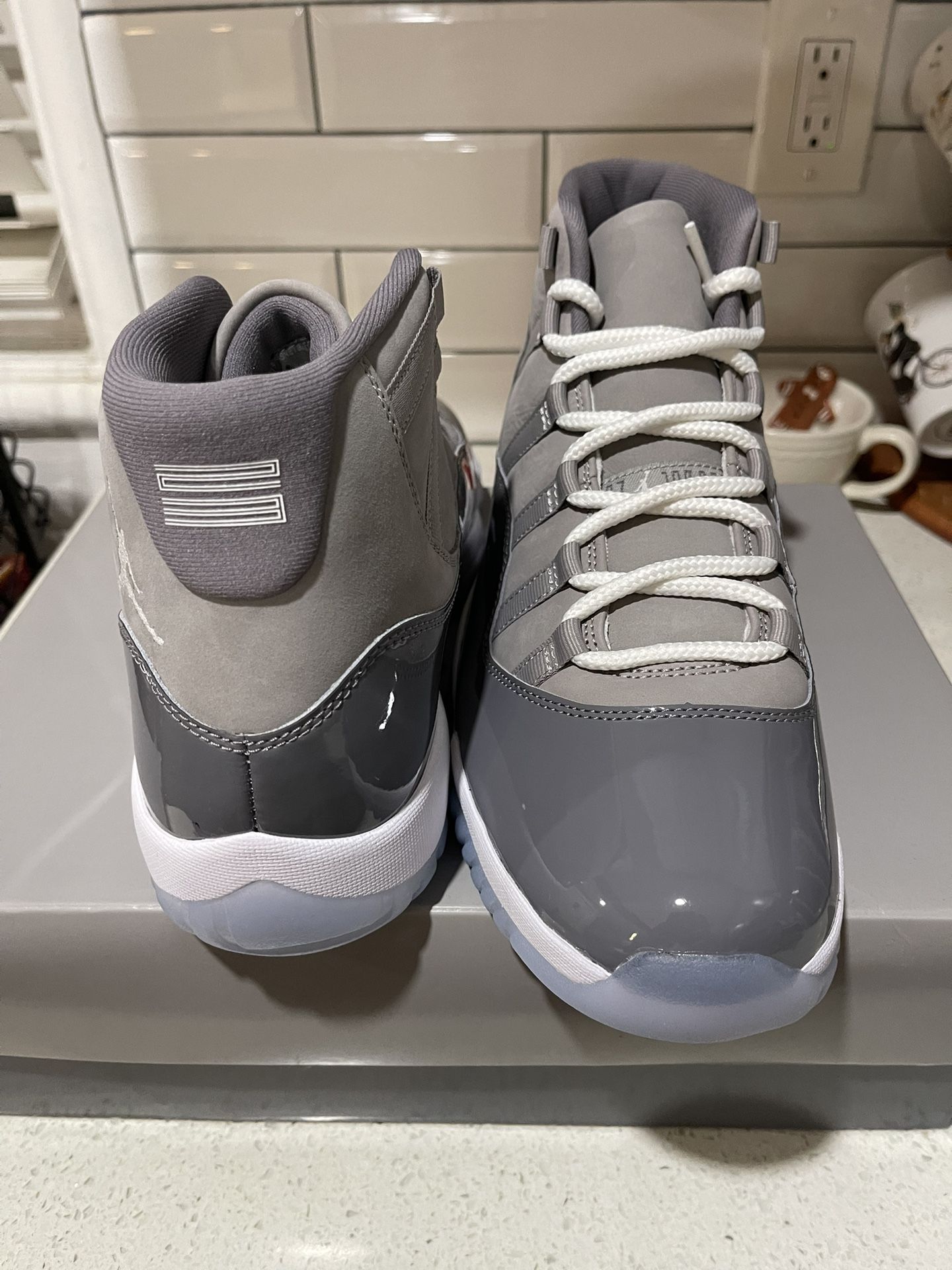 Air Jordan 11 Cool Grey Size 11