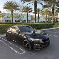 BMW M228i Performance 