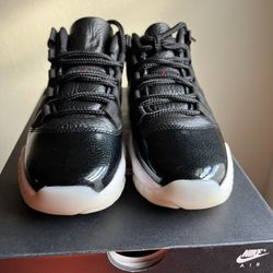 Jordan 11 Low 