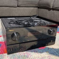 Pioneer Elite SC-25 With REMOTE