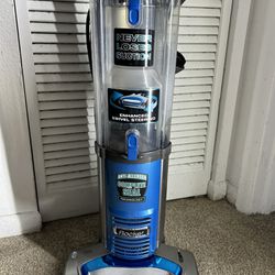 Shark Rocket Professional Lift Away Bagless Vacuum Cleaner 