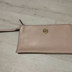 Brand New Michael Kors Wallet 